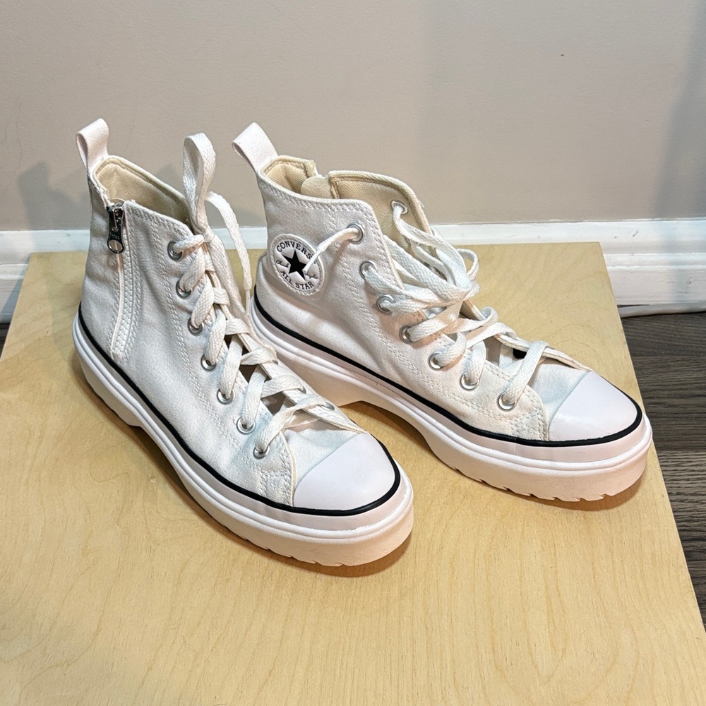 White Converse - image 3